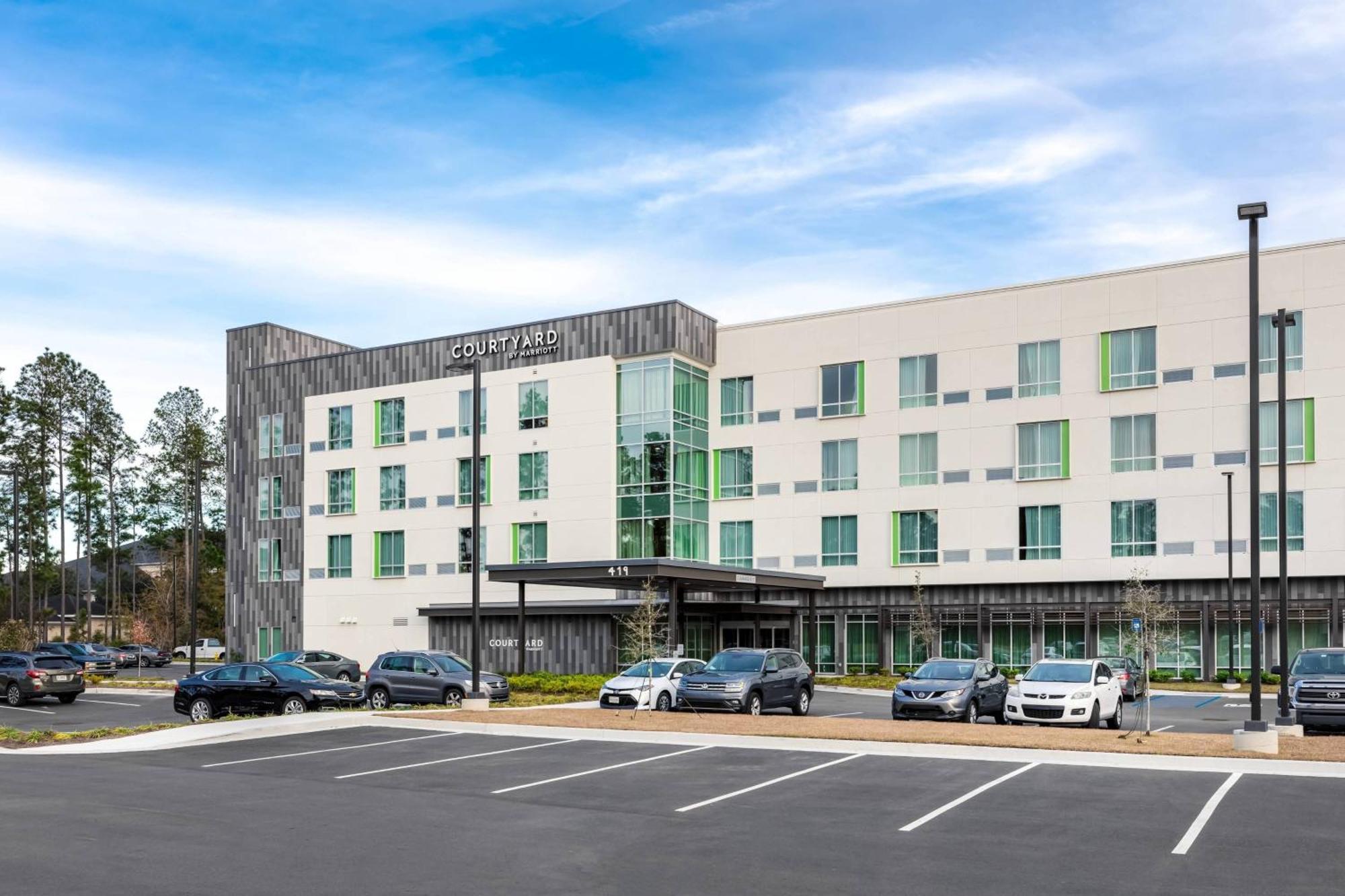 Courtyard By Marriott Savannah Airport Pooler Exterior photo